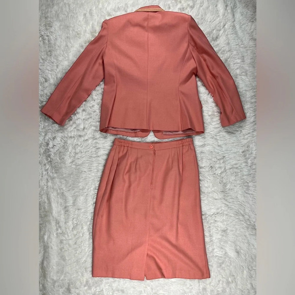 Adolfo Atelier | 2 Piece Blazer & Skirt Set - Picture 2 of 7